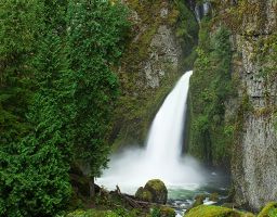 Wasserfall Fels Berg Stein Gischt