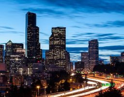 Stadt Autobahn Blaue Stunde