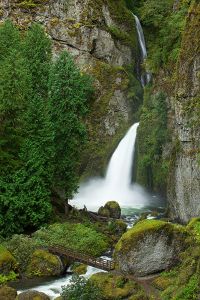 Wasserfall Fels Berg Stein Gischt