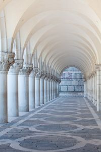 Säule Durchgang Palast